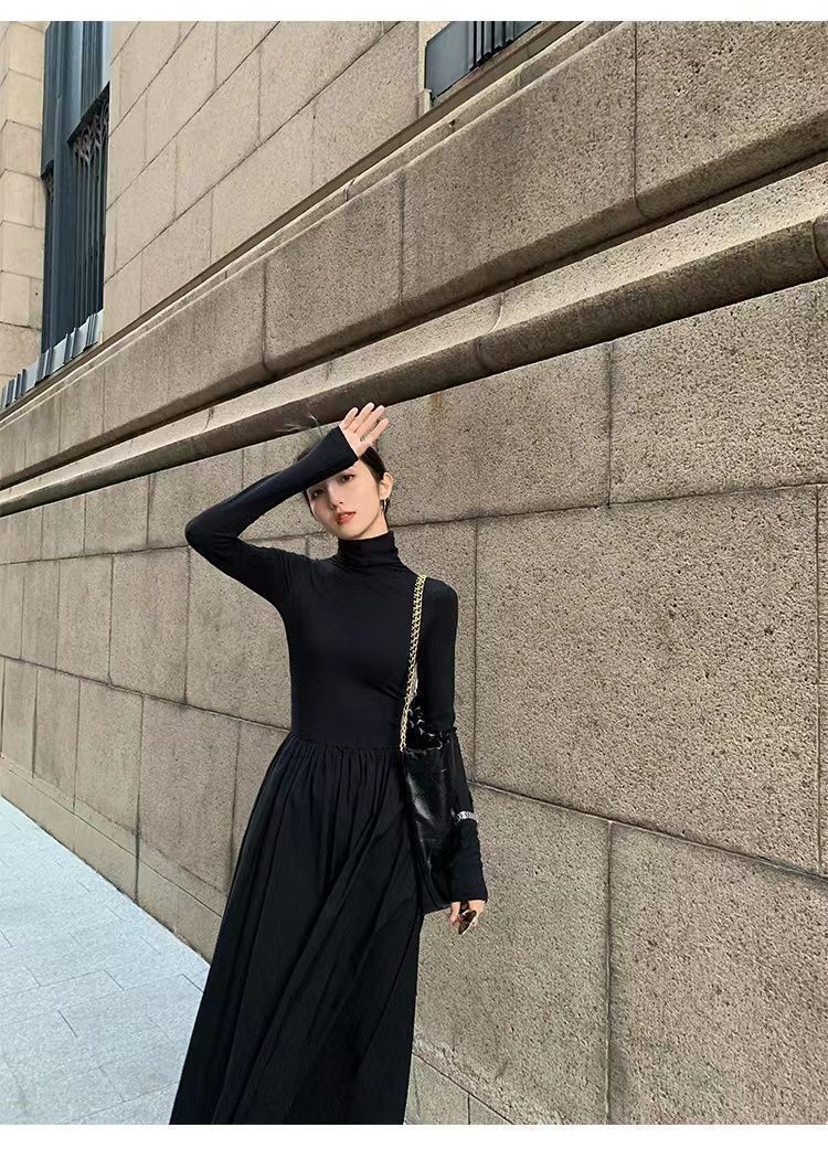 This high-end Hepburn stylish dress is a new Korean style for women in the autumn of 2024. It looks slimming with a knee-length base layer and a long skirt underneath pic 7