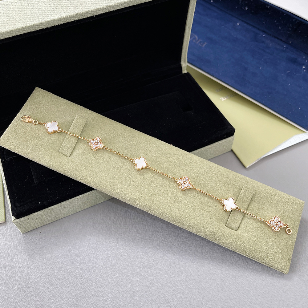 v金高版本厚镀18k金迷你五花六花四叶草手链不掉色高级感红玛瑙详情47