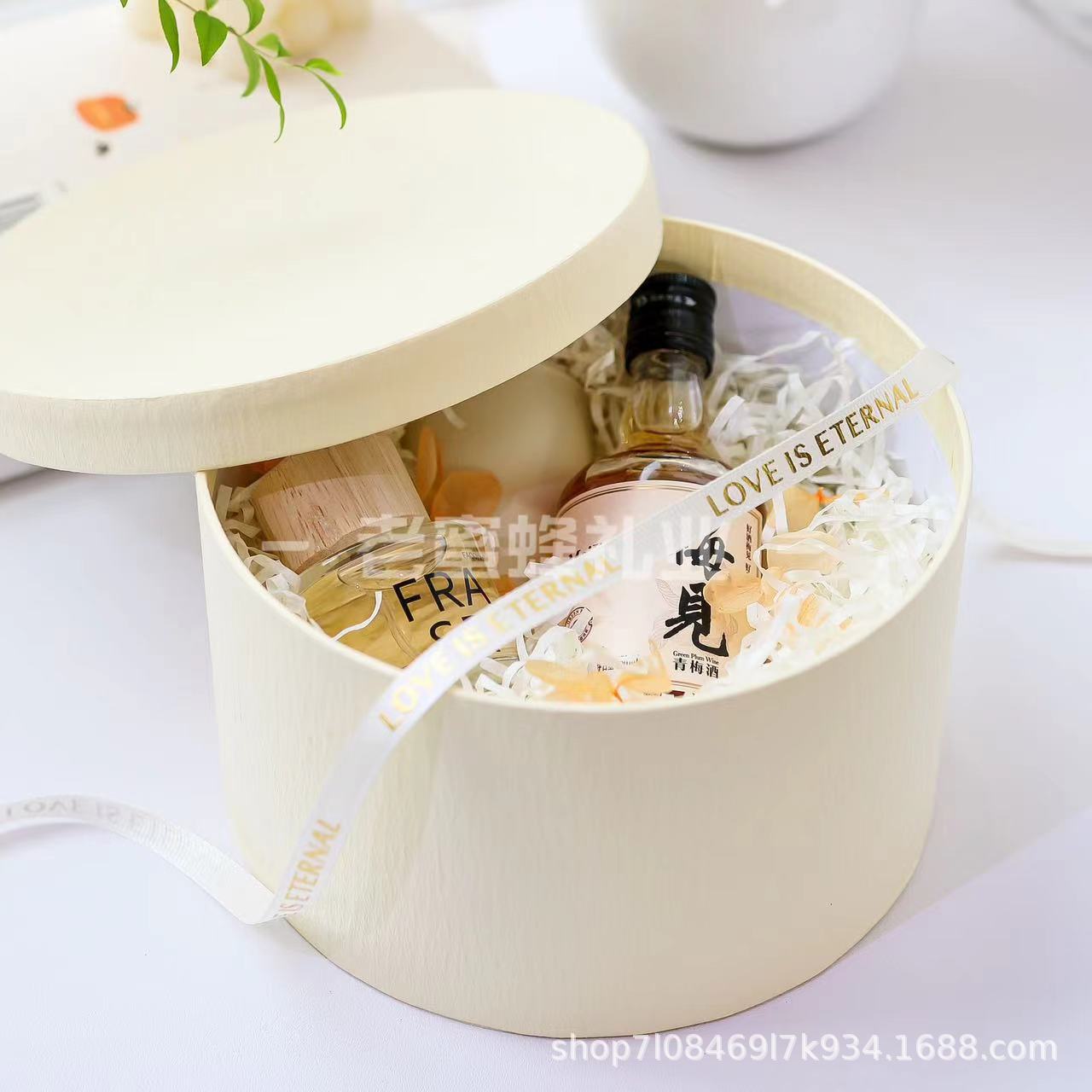 圆形牛皮纸盒圆形伴手礼盒子礼物盒礼品盒圣诞包装盒饼干烘焙包装详情22