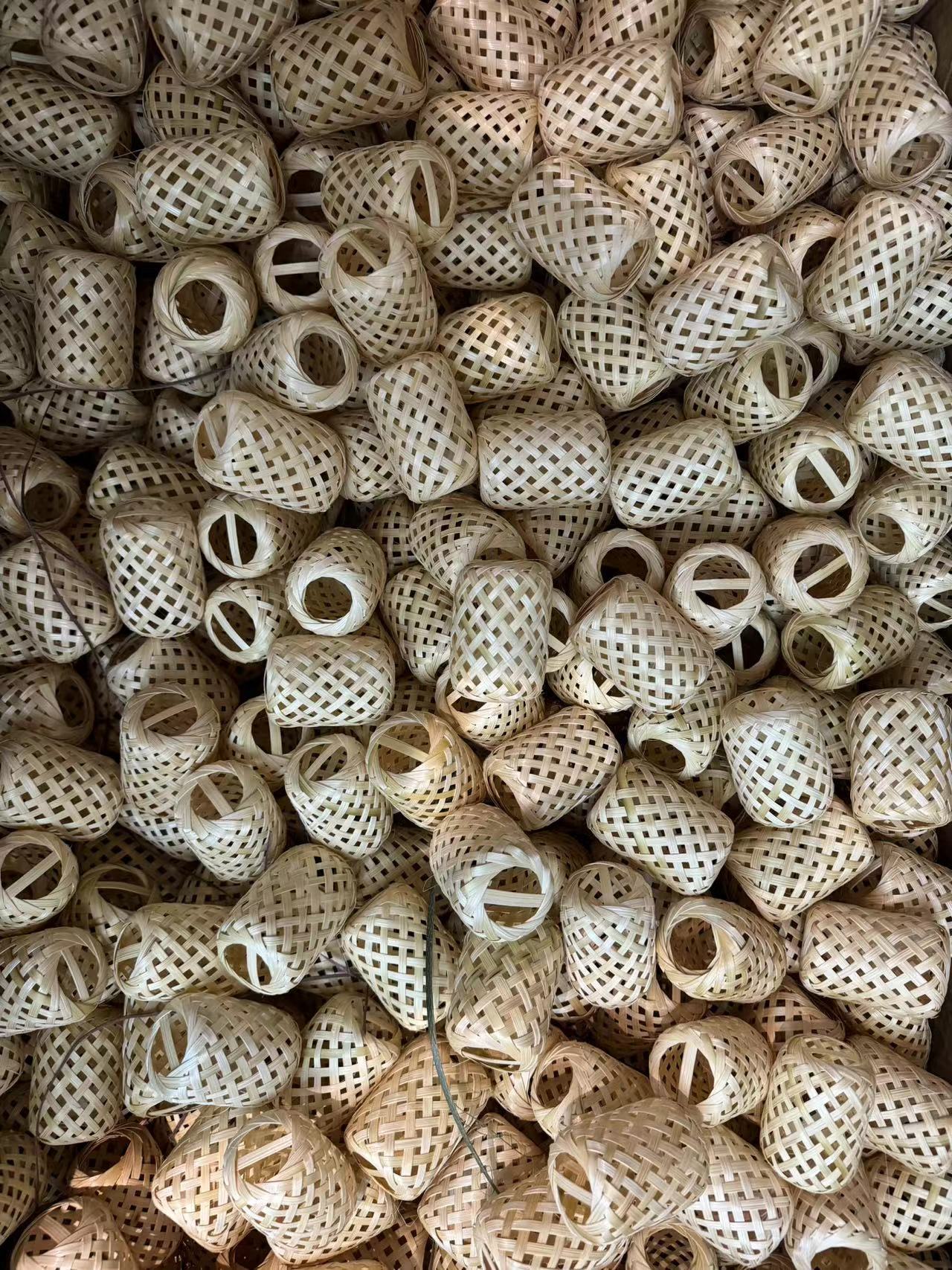 潮汕网红竹编灯笼鸡仔笼5*7长条笼绣球龙舟小船节日灯笼装饰批发详情5