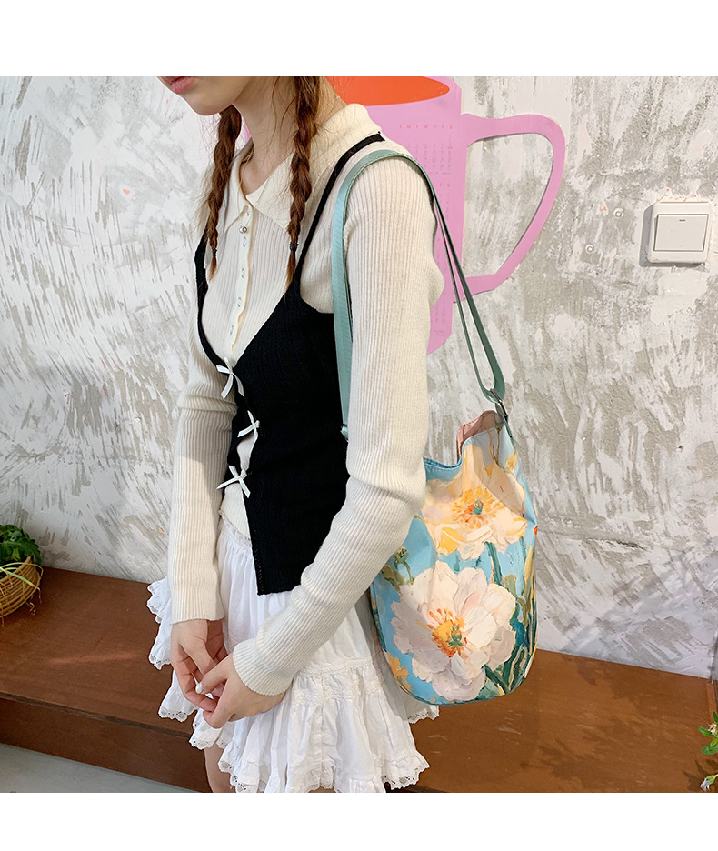 大容量国风印花水桶包女创意花卉个性手提单肩包设计感休闲斜挎包详情26