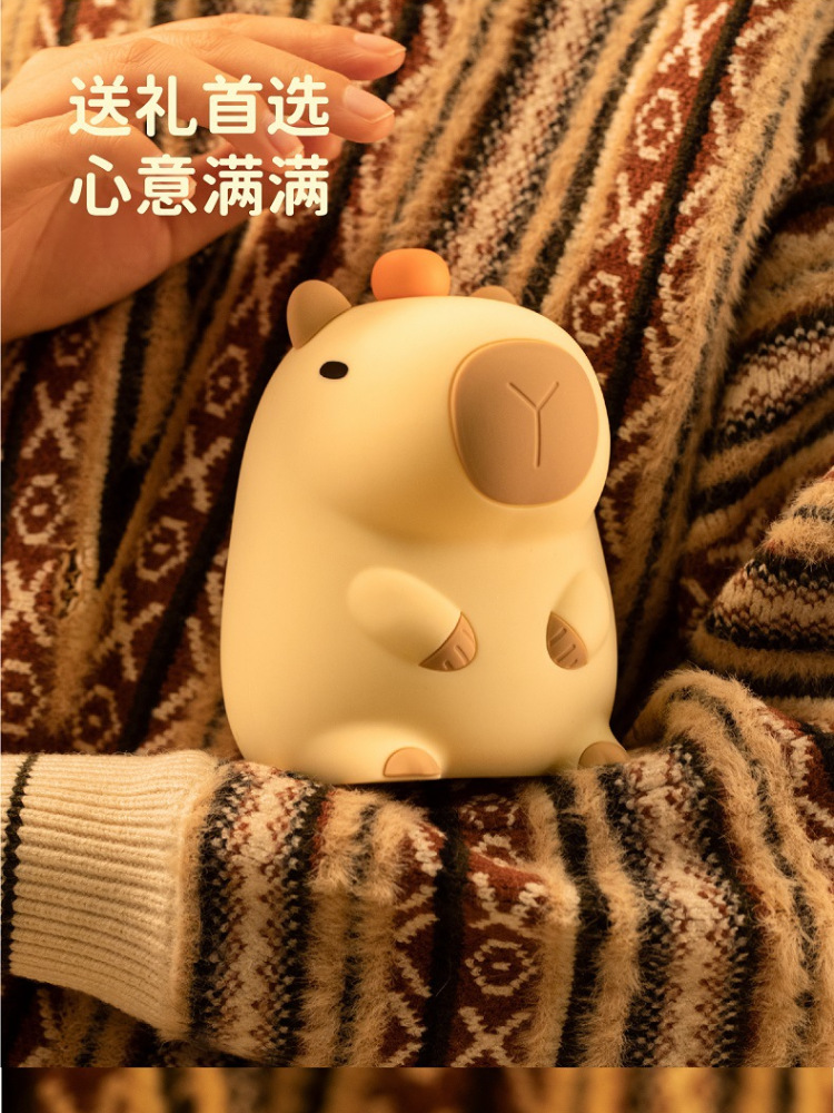 搪胶萌宠卡皮巴拉小夜灯儿童学生朋友礼物高级感卧室摆件卡皮巴拉拍拍灯详情12