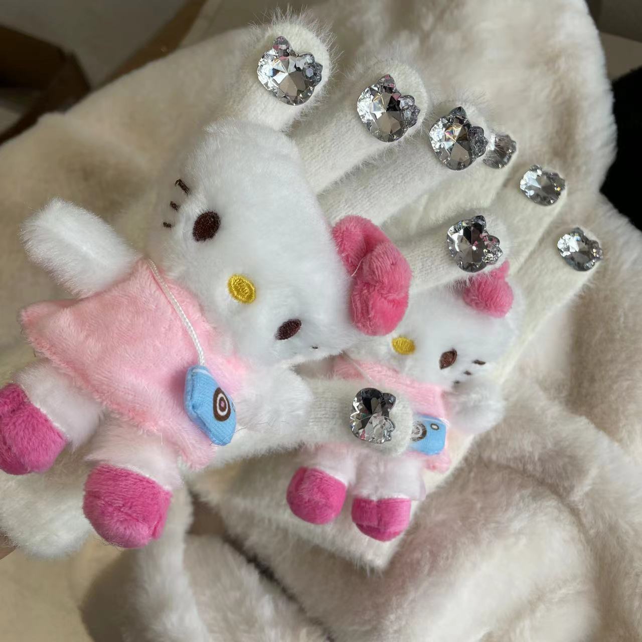 HelloKitty water diamond cute plush gloves for autumn and winter, Kitty Cat doll, warm knitted five-fingered gloves for girls pic 19