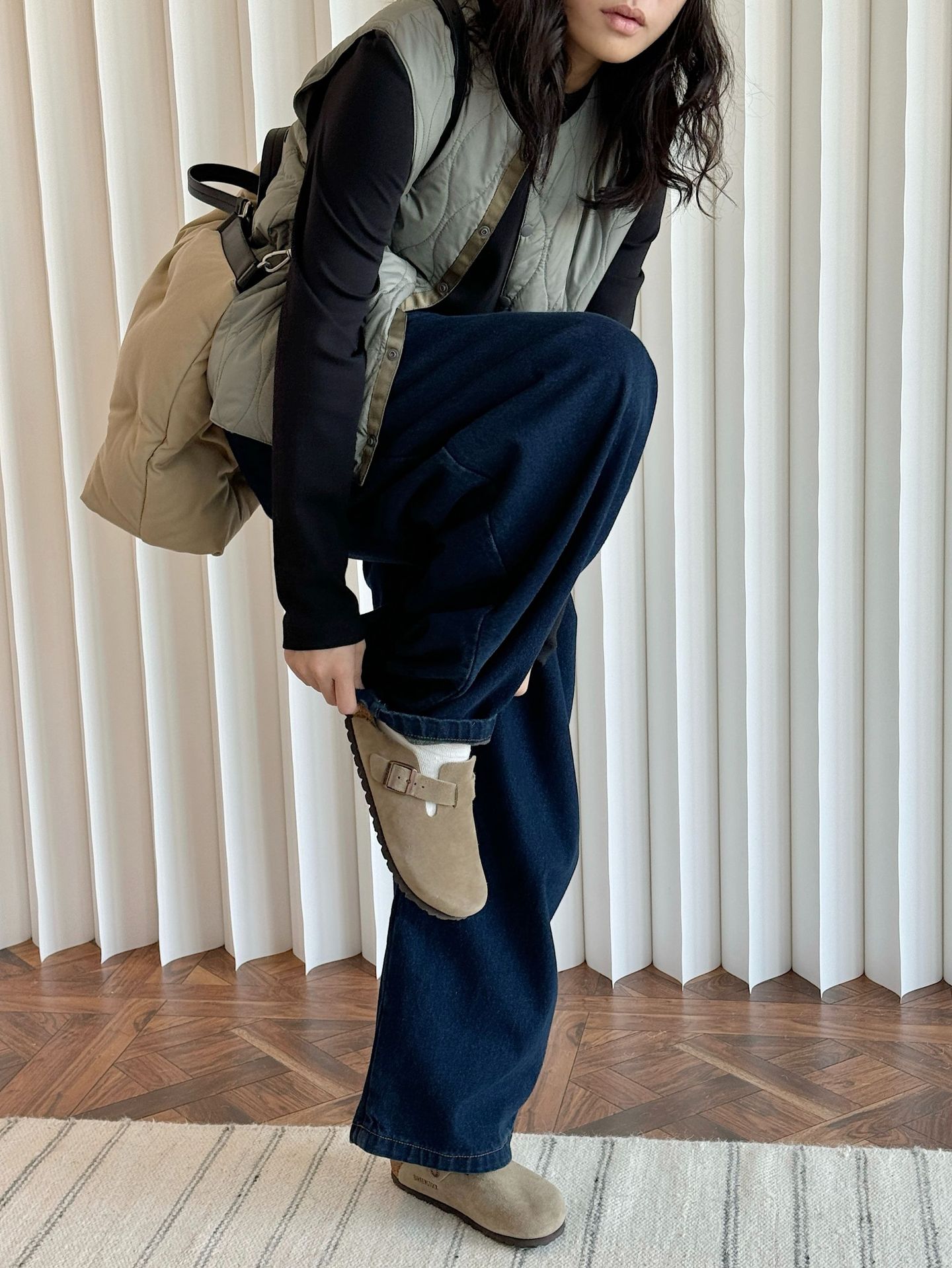 Dark blue high-waisted denim wide-leg pants for women, retro checkered pattern pants, bronze earthy warm pants for autumn and winter pic 16