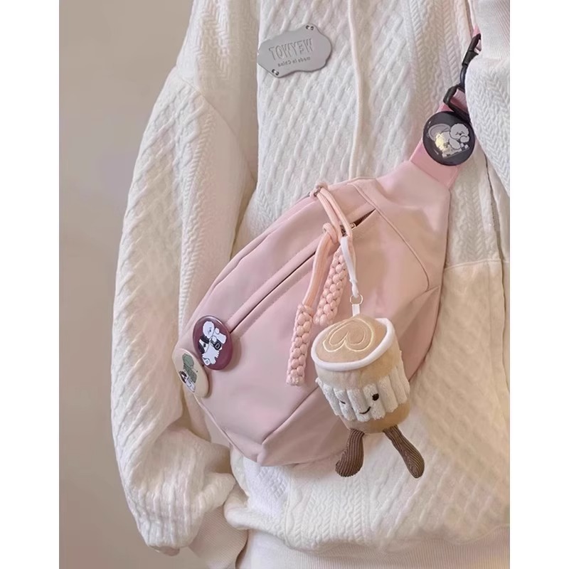 斜挎包女款潮流胸包女生运动单肩包女手机ins小挎包背包腰包新款详情5