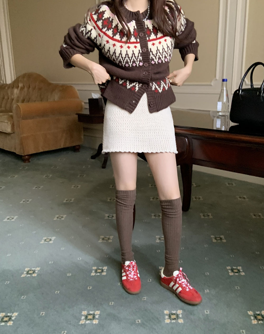 费尔岛复古美式少女撞色波普提花单排扣针织开衫厚实保暖毛衣外套详情16