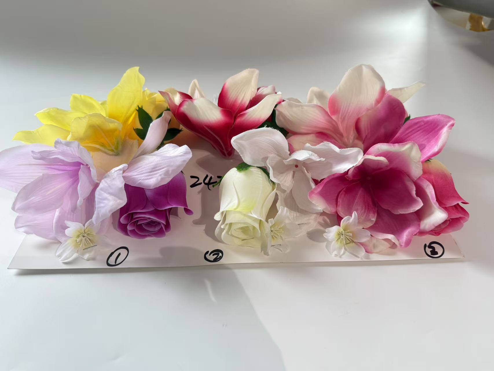 外贸跨境货源24头大把束仿真花玫瑰百合假花花束仿真花装饰摆件详情16