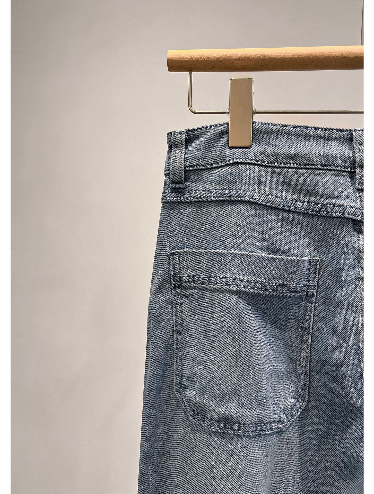 JU柔软~小禾家柜上2.8K/重工洗水轻薄阔腿直筒弹力牛仔裤女C54004详情20