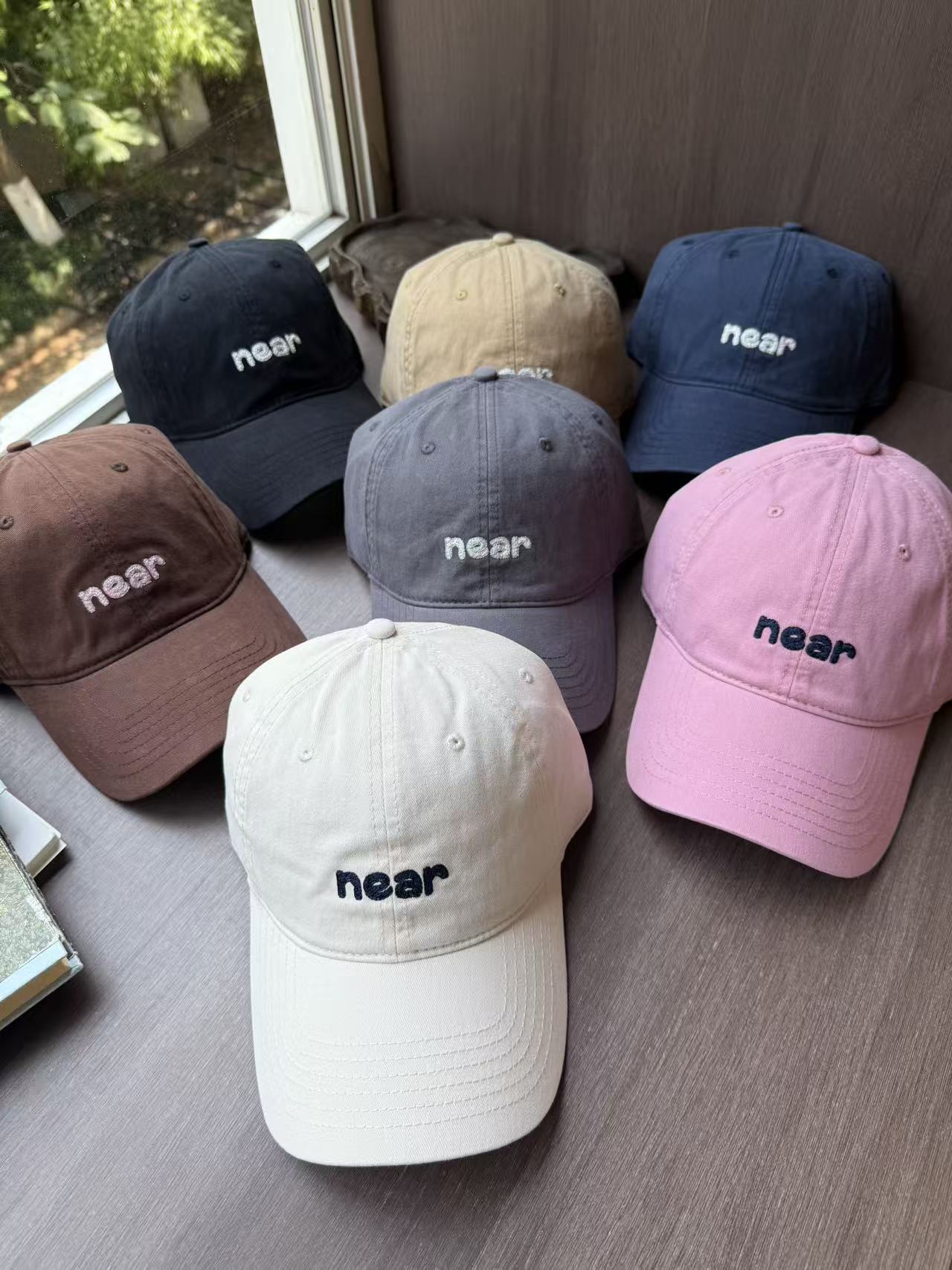 Men's and women's 2024 new retro style high-quality, simple solid color casual and versatile letter embroidery cap pic 7