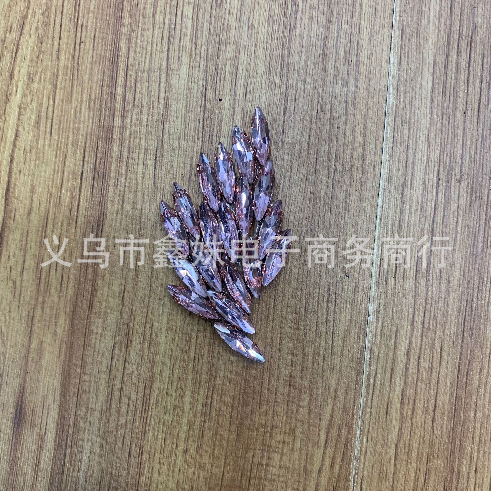 彩色手工DIY水钻拼接玻璃钻树叶小花 服装服饰详情17