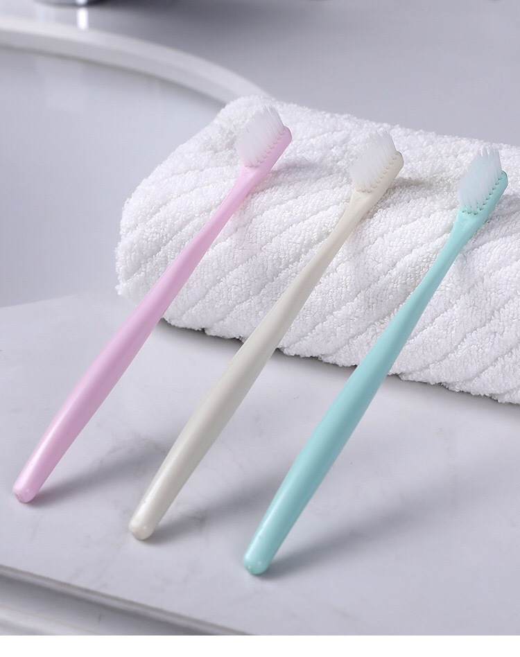 Macaron Japanese soft-bristled toothbrush for adult women with protective case, family set for guests, one-time 10-piece set pic 3