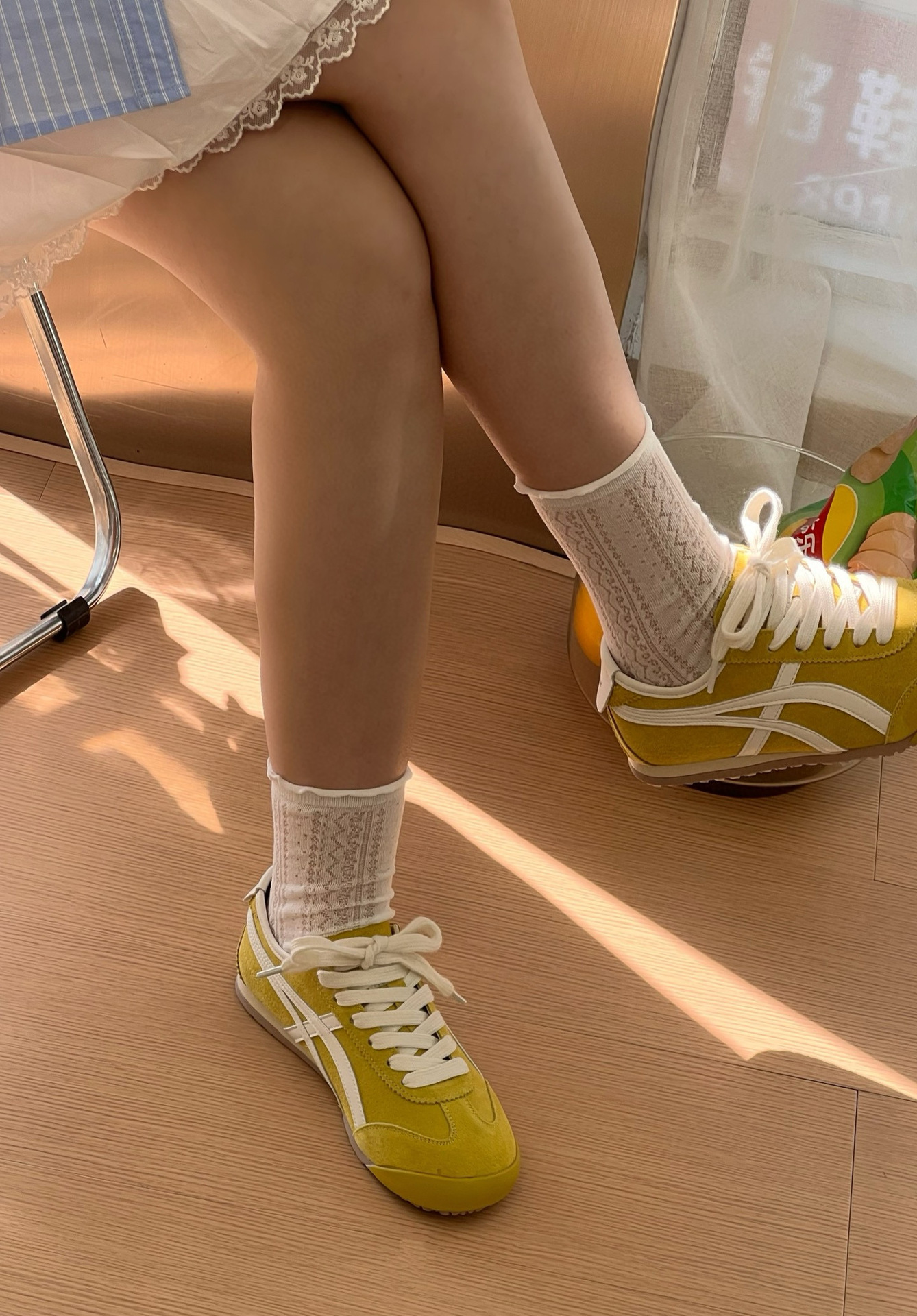 Leather retro red De Xun shoes for women, 2025 new style American flat sports Forrest Gump casual shoes, cowhide white sneakers pic 3