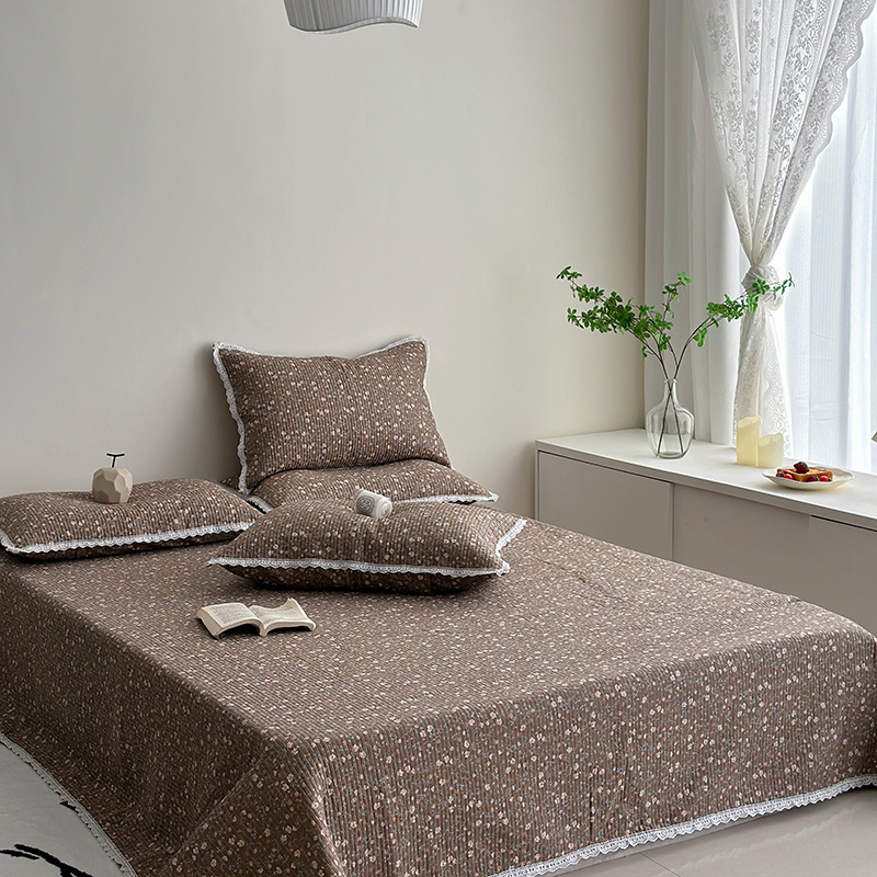 Lisa series, a three-piece set of all-cotton high-temperature sand-washed cotton bed cover, is skin-friendly, breathable and suitable for all seasons pic 58