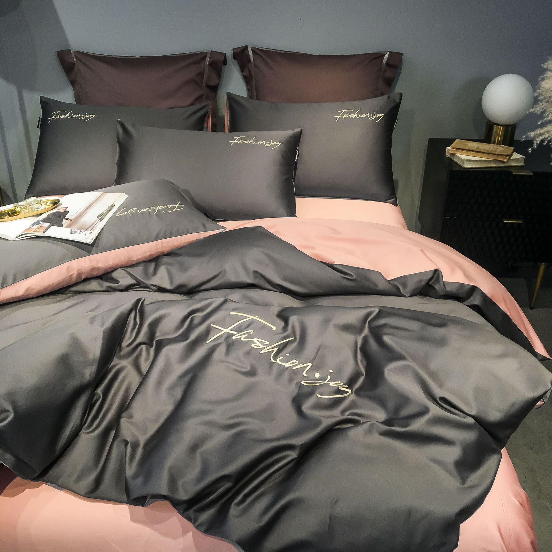 Wholesale from the factory: simple solid-color 60-piece brocade long-staple cotton embroidered four-piece set, color-blocking all-cotton Nordic bedding pic 15