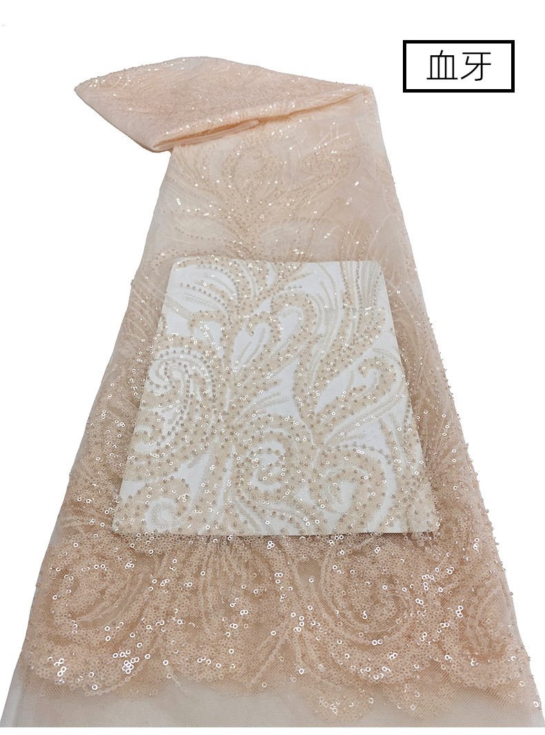 中大专供珠管珠子亮片网布蕾丝绣花婚纱礼服面料立体花朵亮片面料详情16