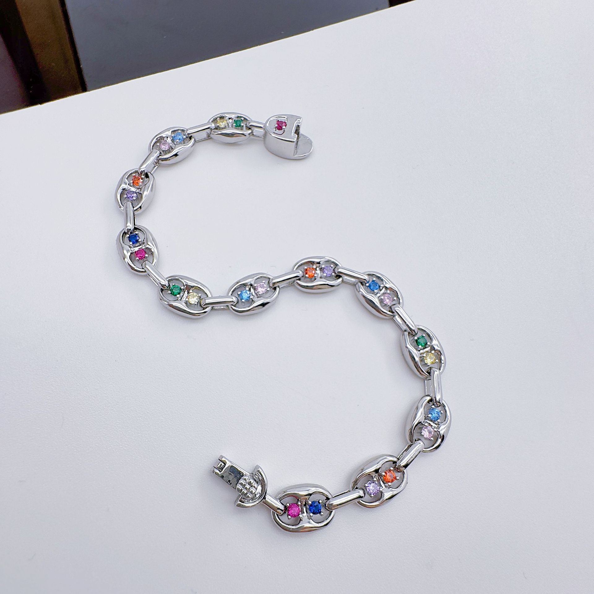 Celeste orfebrería europa y Estados Unidos zircon pulsera moda micro insertos de color 100 accesorios para mujeres de alta calidad sentido accesorios fábrica al por mayor pic 13