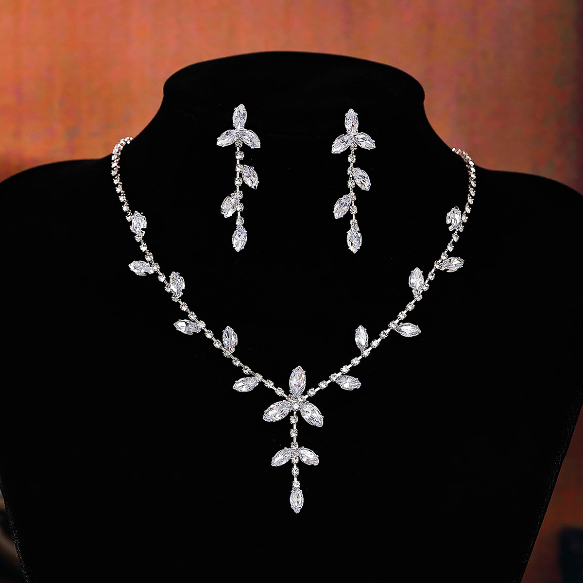 Novia accesorios de boda lady nupcial collar de novia decoración set moda garra cadena radiante diamante collar banquete pendientes pic 7