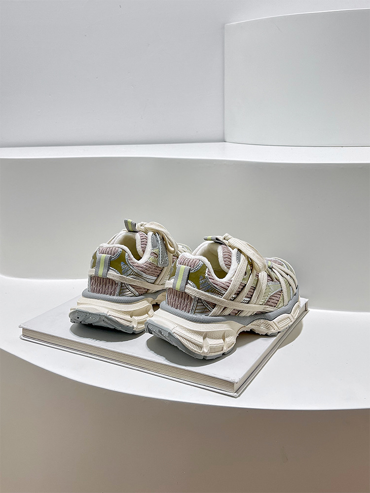 万有引力男士休闲运动鞋夏季透气鞋子男鞋零售运动鞋舒适时尚详情17