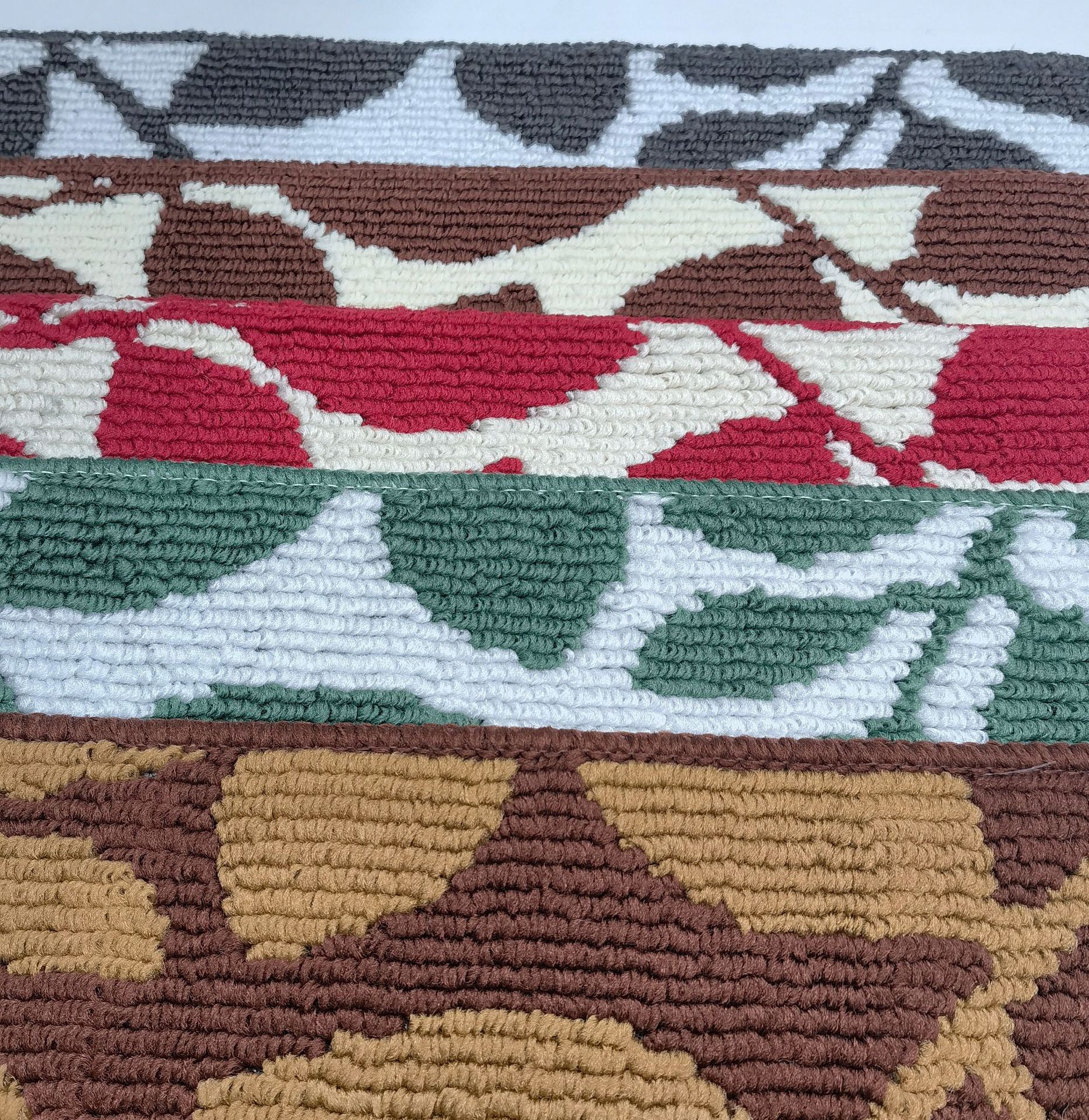 Two-color leaf loop velvet TPR base, anti-slip carpet, floor mat and door mat for indoor entrance, bathroom, living room, toilet and room pic 2