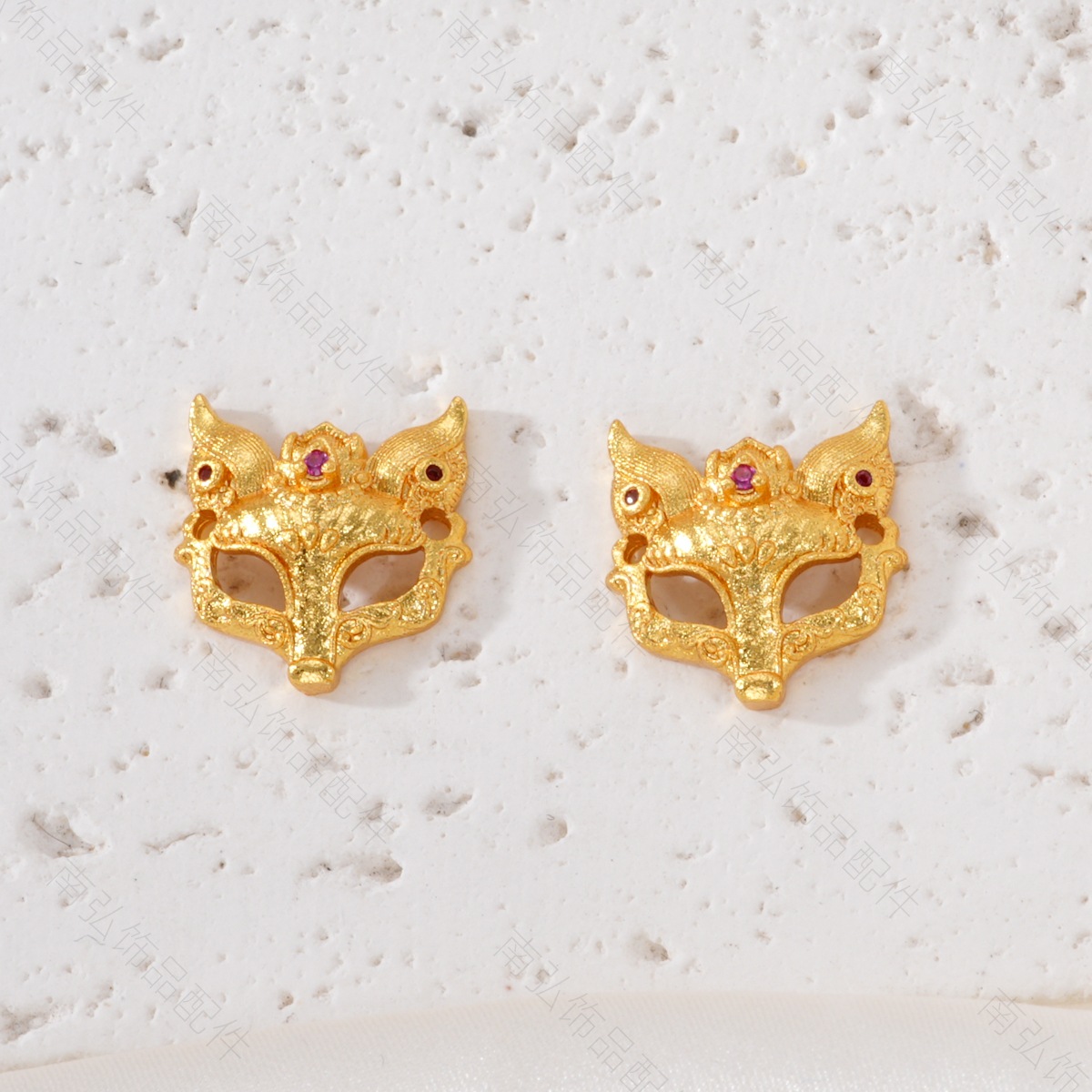 Sand gold diamond-encrusted fox mask pendant, hollowed-out LAN Yan fox necklace bracelet pendant accessory, diy handcrafted accessory pic 8