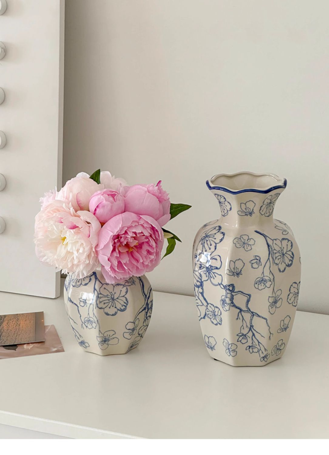 New blue and white porcelain ceramic vases, new Chinese-style ornaments, living room flower arrangements, entrance hall decorations, ancient-style simulated peonies pic 10