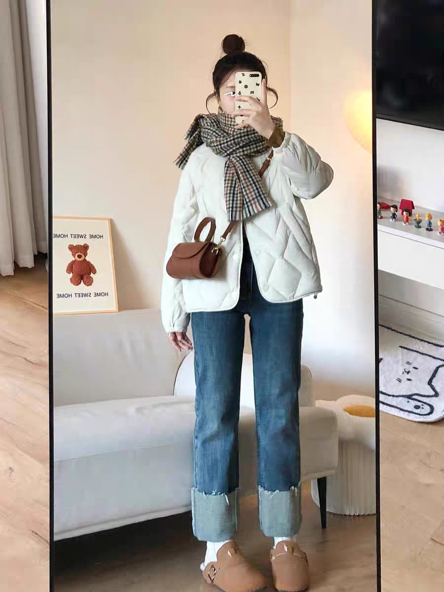 2025秋冬短款菱格圆无领轻薄羽绒服女士内胆白色鸭绒时尚休闲外套详情18