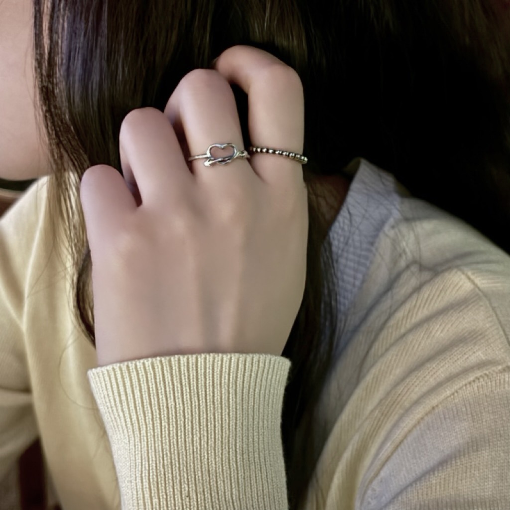 The ring does not fade. It has a unique and high-end feel, is versatile, and exudes a light luxury temperament. It is an inS-style retro ring with geometric openings from Japan and South Korea pic 15