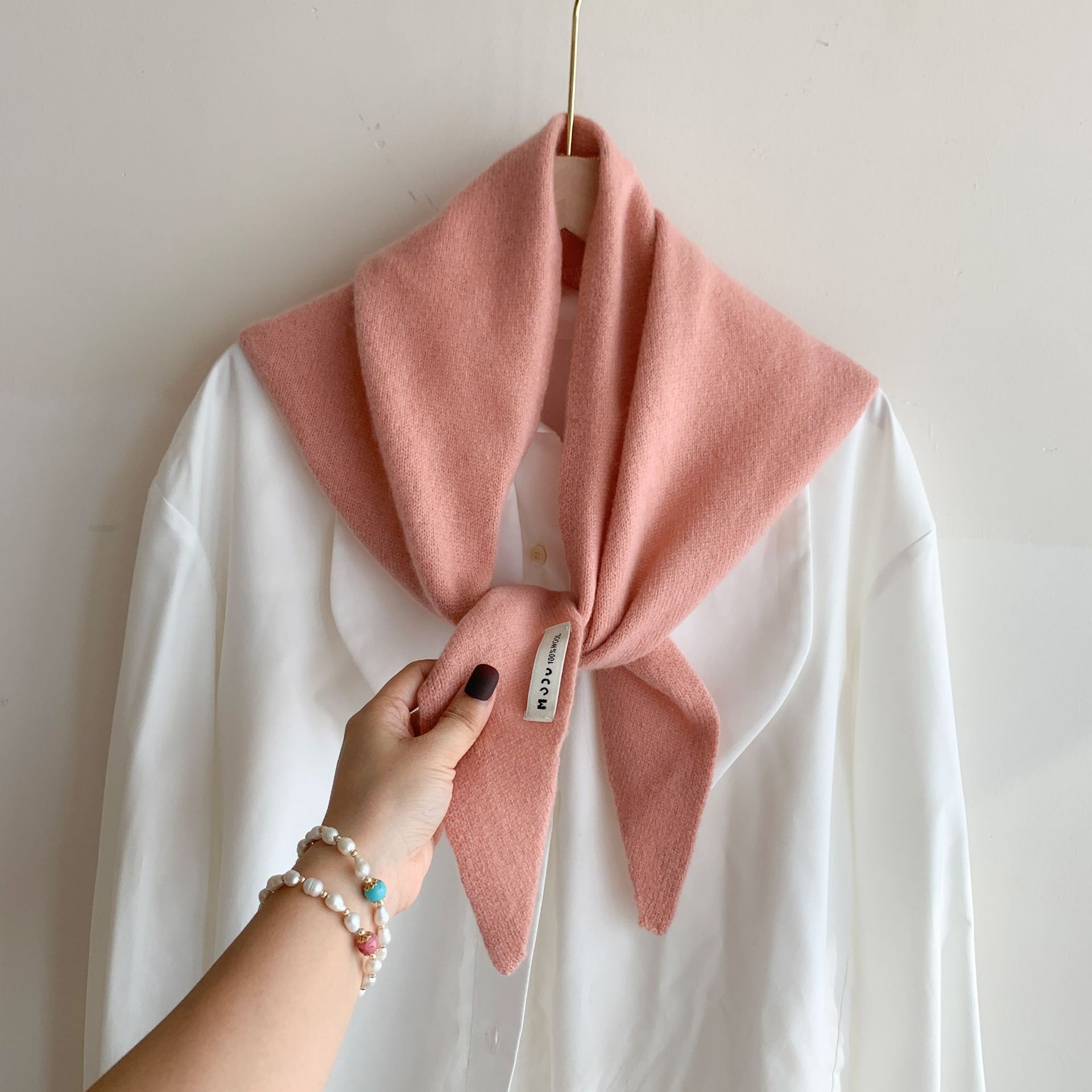 羊毛针织三角巾披肩女秋冬款保暖头巾多功能保暖百搭小围巾女详情25