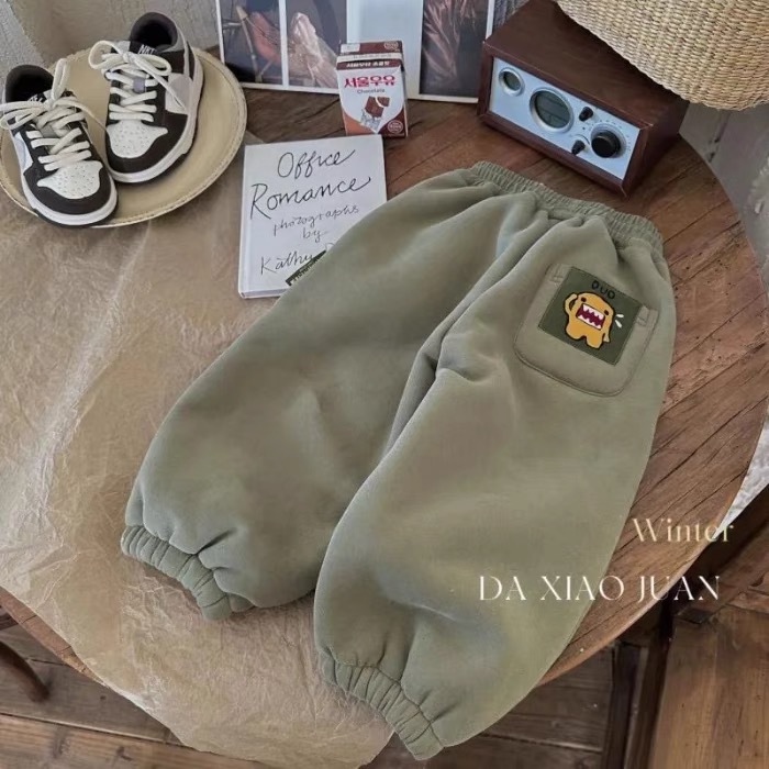 冬季新款加绒加厚休闲裤儿童卫裤童装男女童洋气卡通一体绒宝宝裤详情5