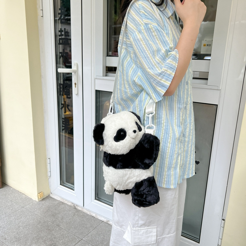 2024新款时尚熊猫双肩包清新甜美可爱卡通毛绒玩具包仿真抱枕背包详情23