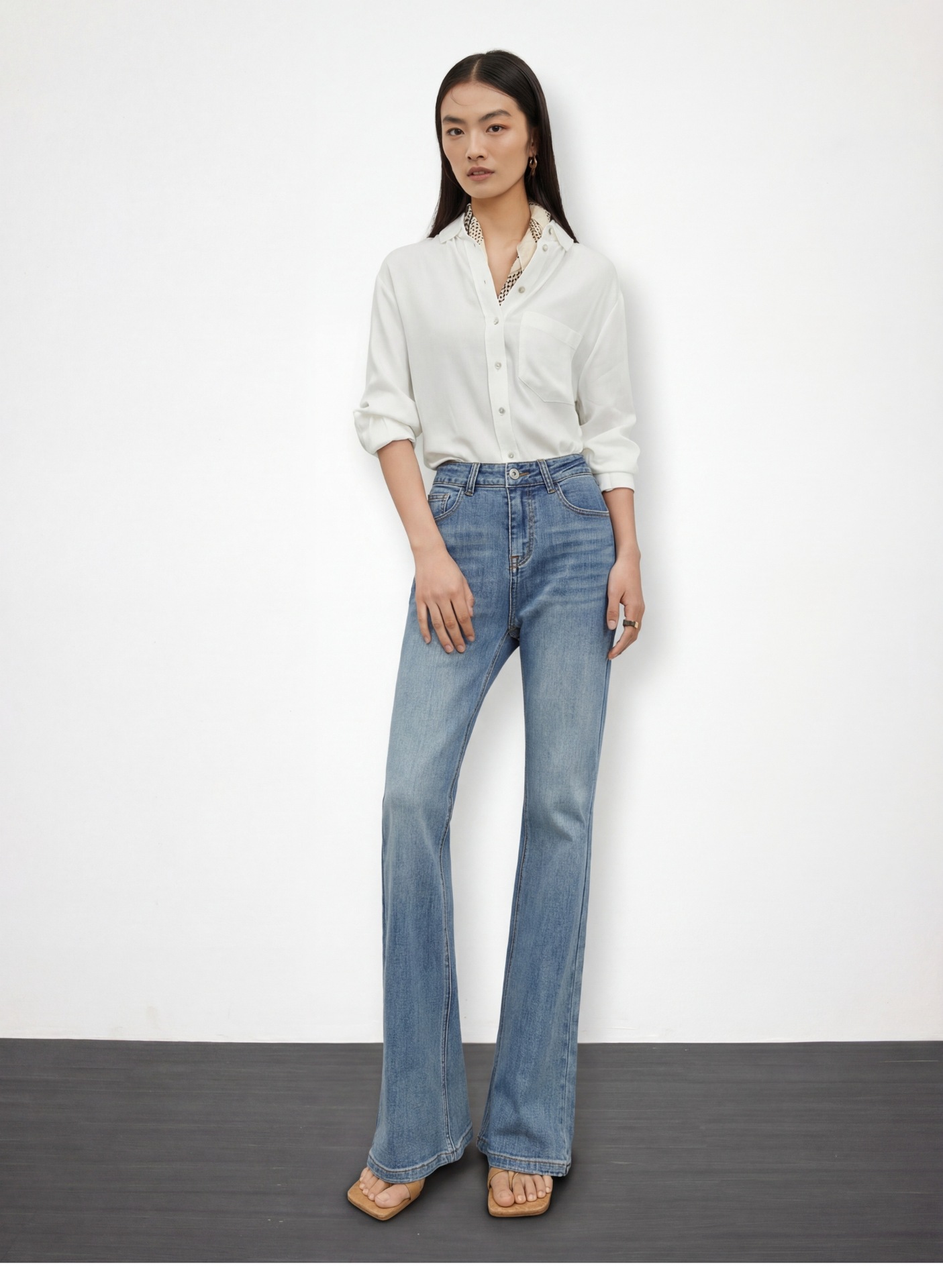 The windbreaker yoga model display clothing model showcases the new design pic 9