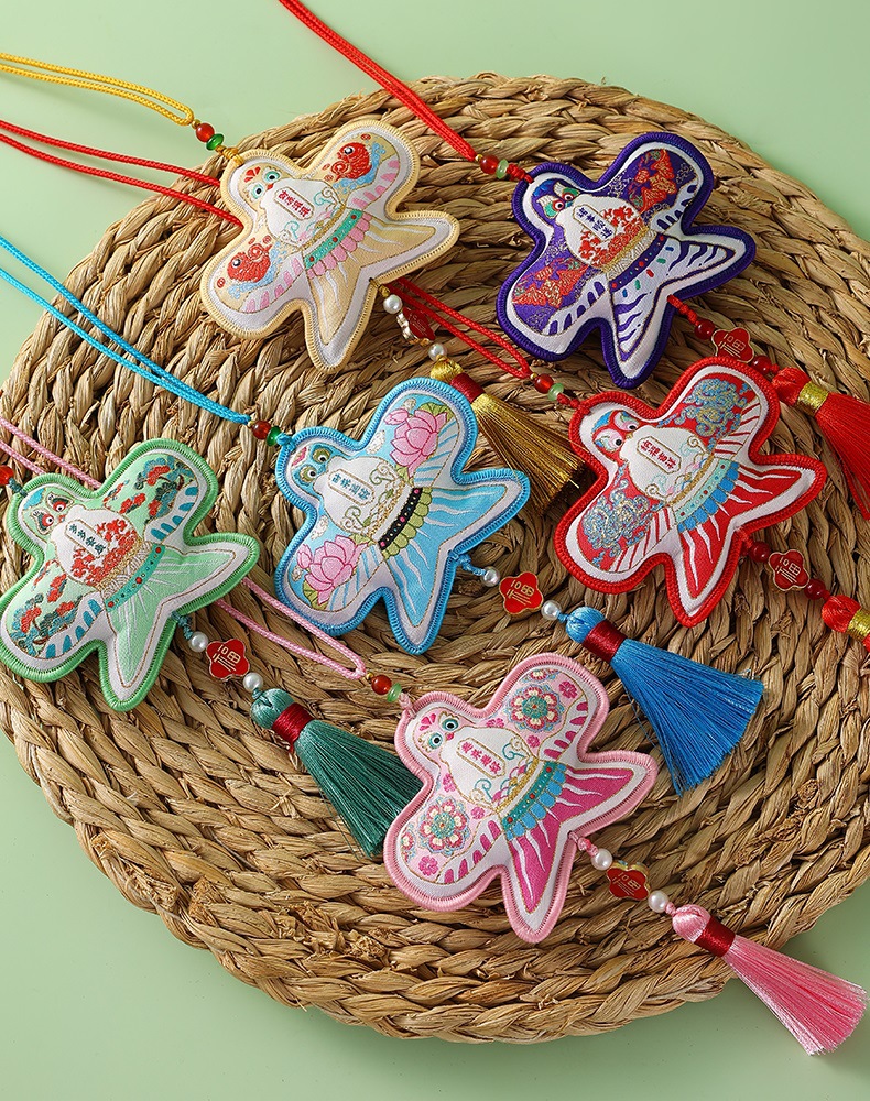 Ancient-style paper kite sachets, sachets, scenic area embroidered sachets, car pendants, brocade bags, festival gifts pic 8