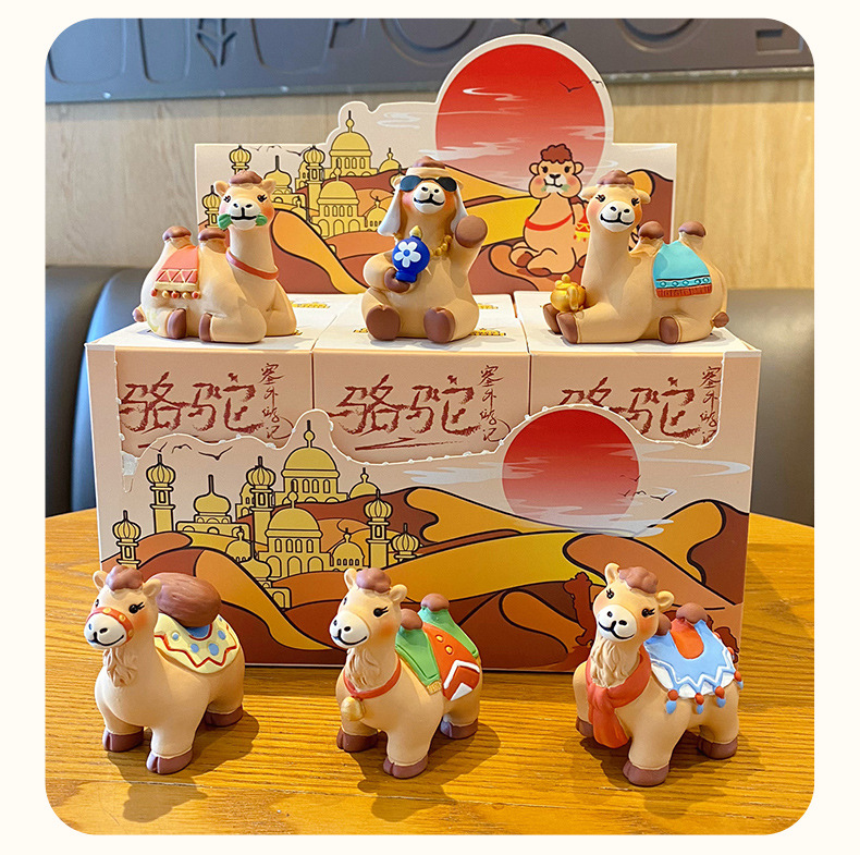 百茂原创精致围巾骆驼树脂摆件办公桌面摆件创意车载装饰礼品批发详情12