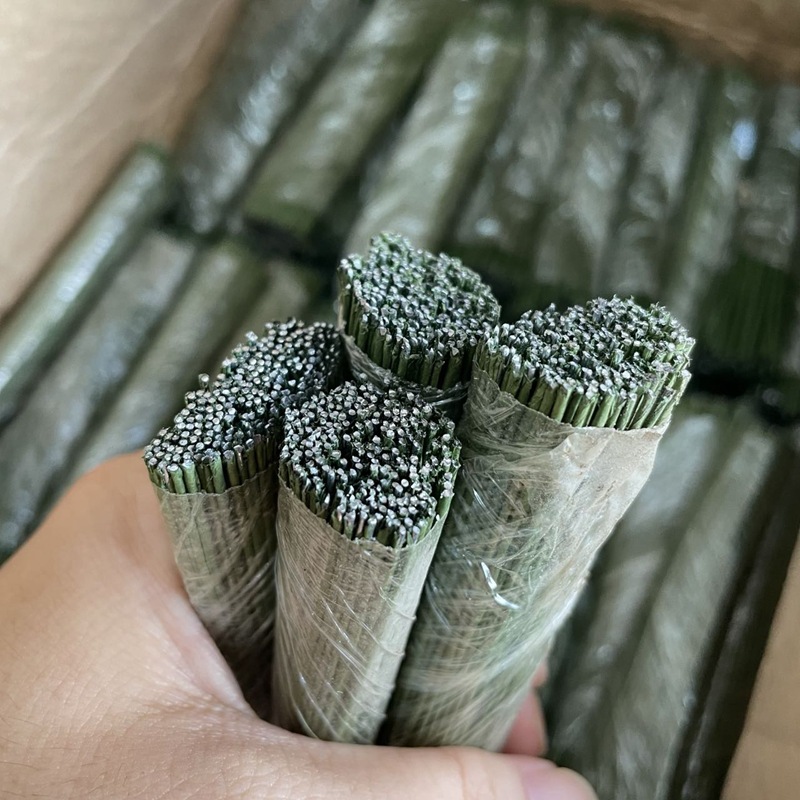 手工香皂花玫瑰花丝网花铁丝杆仿真人造塑料花枝假花配件厂家工艺品礼品创意荧光棒详情13