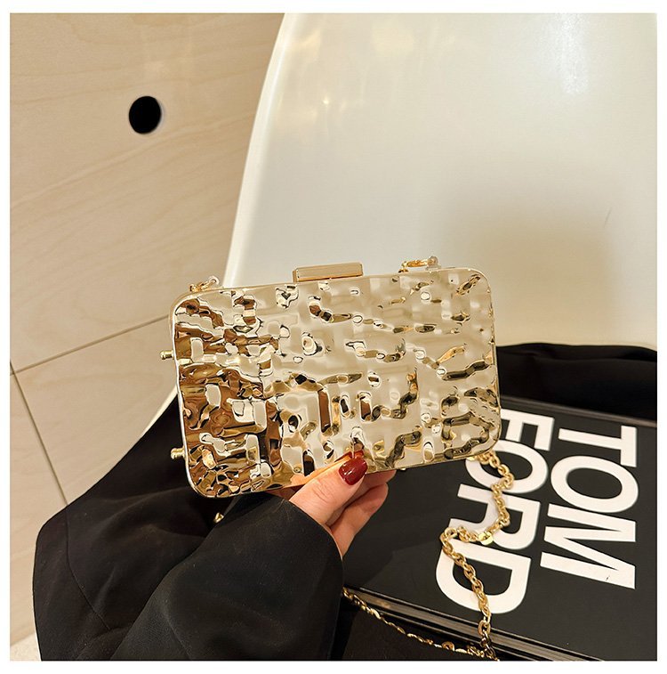 晚宴包金属2024夏季新款盒子女包链条单肩斜挎包褶皱跨镜女手机包详情45