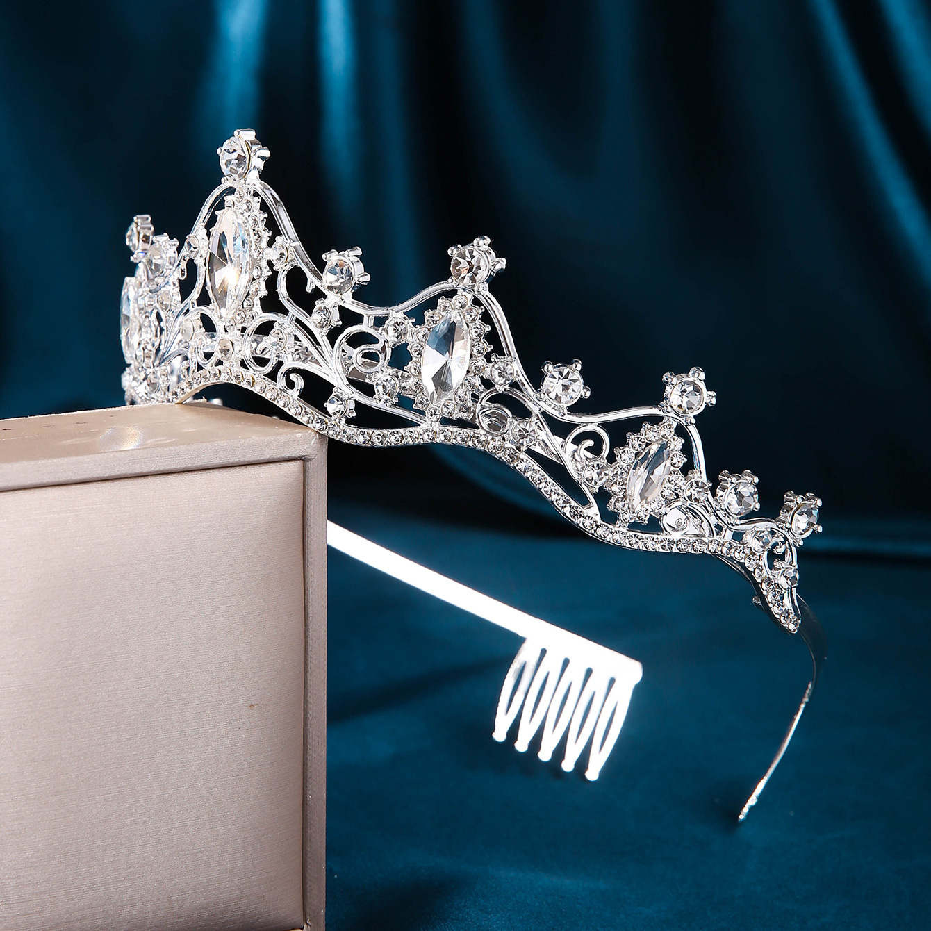 Cross-border best-selling bride headbands, crown wedding accessories, headwear, hair clips, birthday party wear, hot-selling crown hair bands pic 11