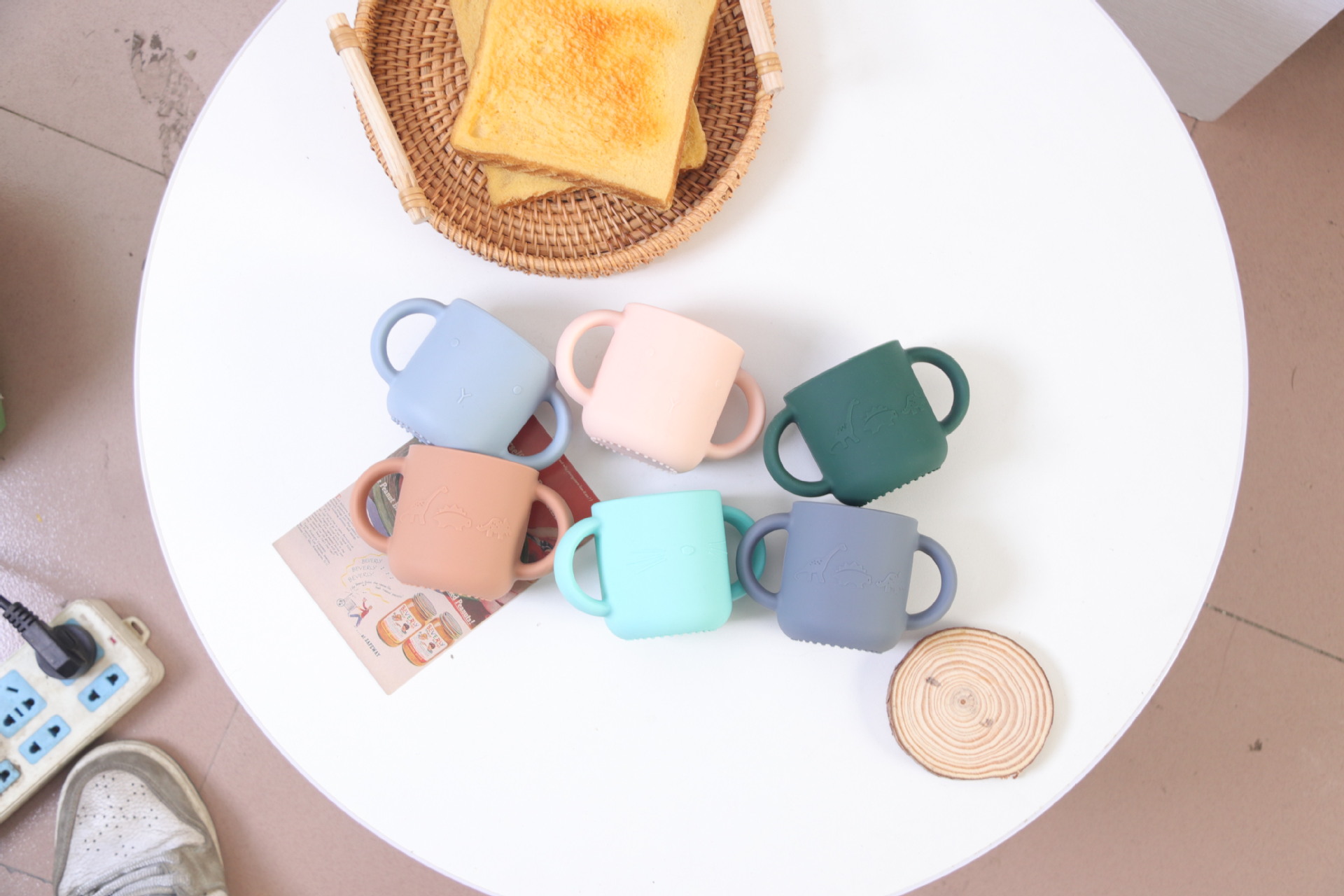 「母婴学饮」猫兔双耳杯硅胶学饮杯冰箱洗碗机可用150ml详情11