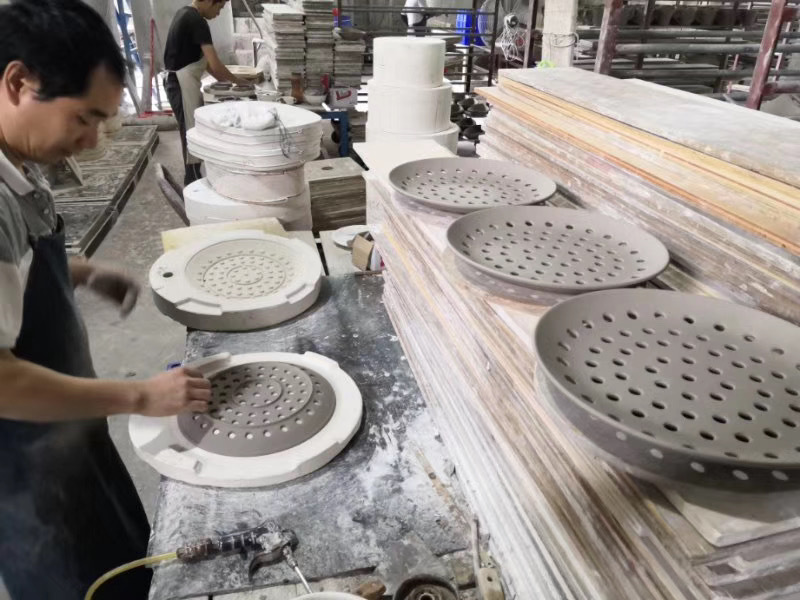 陶瓷多孔蒸盘蒸海鲜创意商用饺子盘盘圆形蒸碟蒸鱼蒸包子沥水盘子详情4