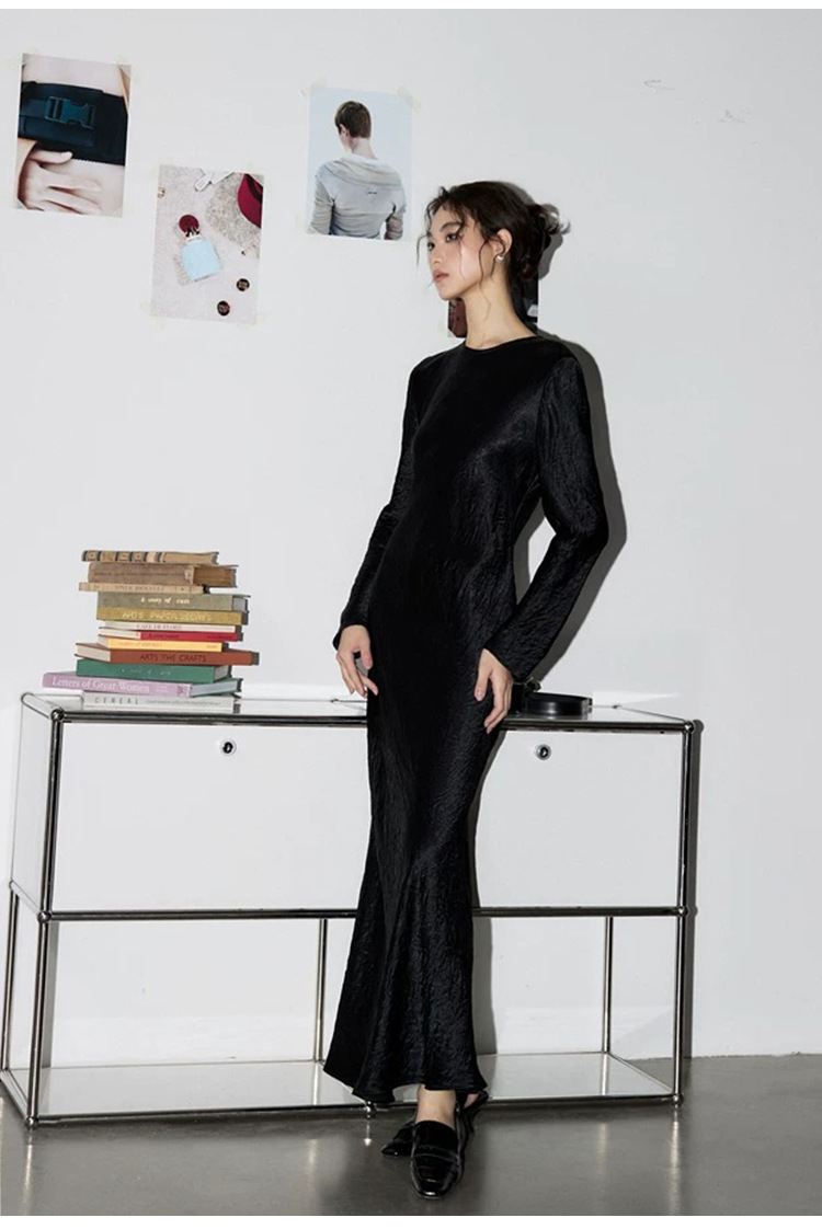 French elegant, fashionable, form-fitting and high-end satin pleated triacetate long-sleeved dress, a new autumn long dress for children pic 52