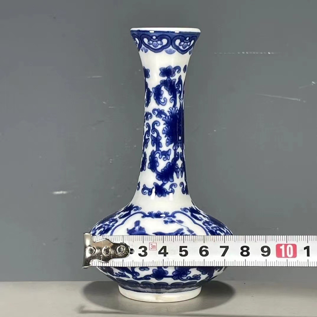 青花瓷迷你花瓶陶瓷摆件中式花瓶景德镇花瓶批发陶瓷插花小花瓶器详情4