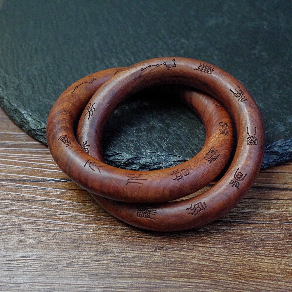 雷击枣木乾坤圈桃木阴阳环手镯老料九字真言十字天经木质工艺品详情5