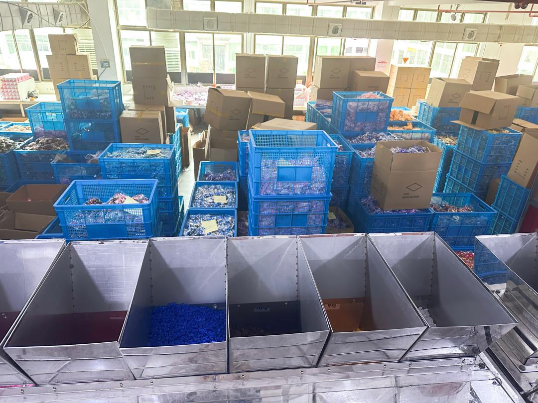 扬拼微颗粒拼装积木兼容乐高儿童益智玩具礼品摆地摊跨境批发代发详情10