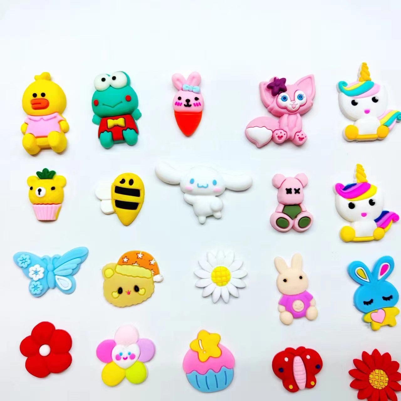 跨境洞洞鞋鞋扣鞋花鞋配件卡扣PVC滴塑软胶鞋花卡通沙滩鞋鞋带详情20