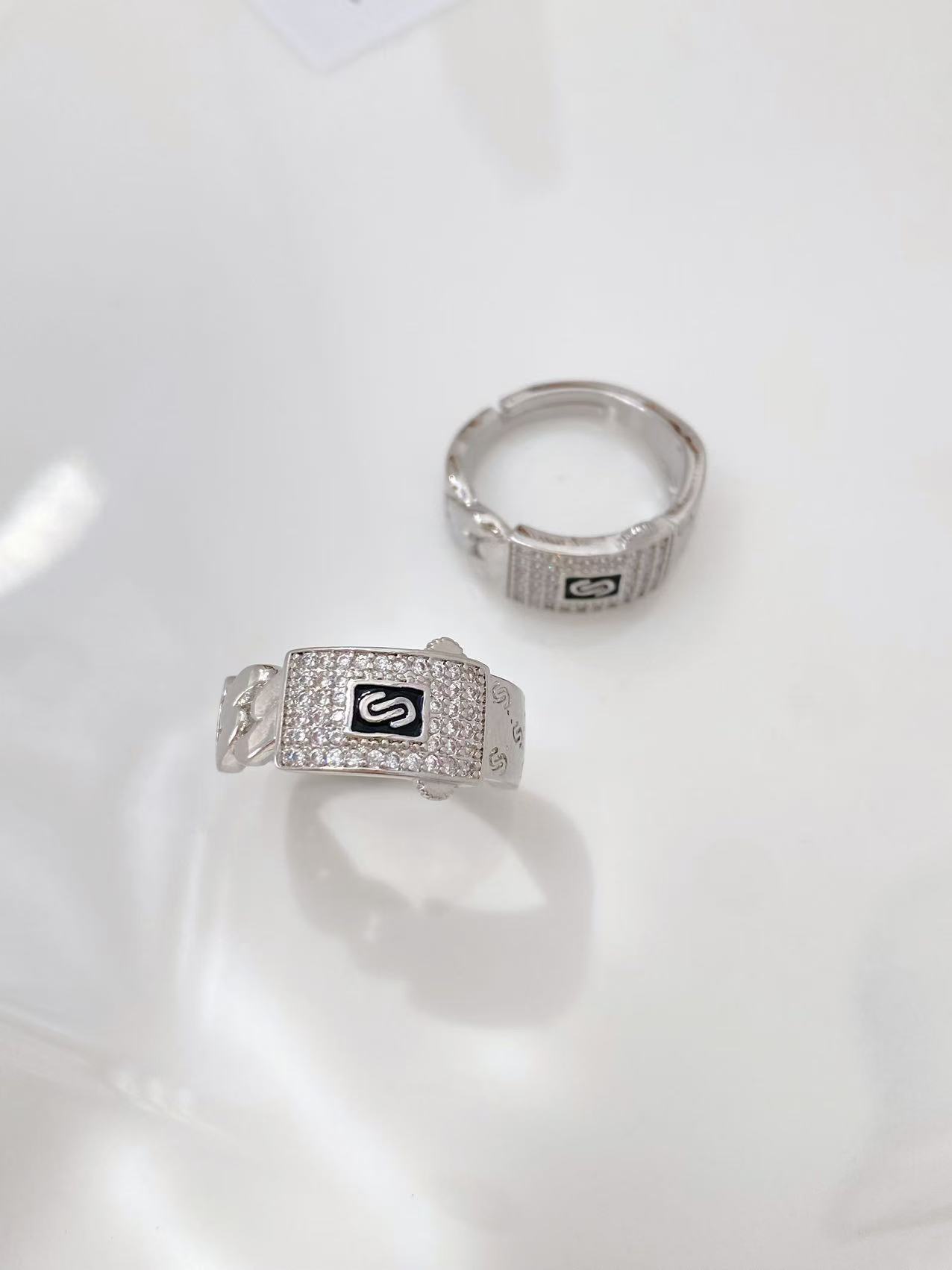 Creative hip-hop, individualistic, fashionable and powerful ring, niche design, full diamond cool ring bracelet, unisplendour pic 7