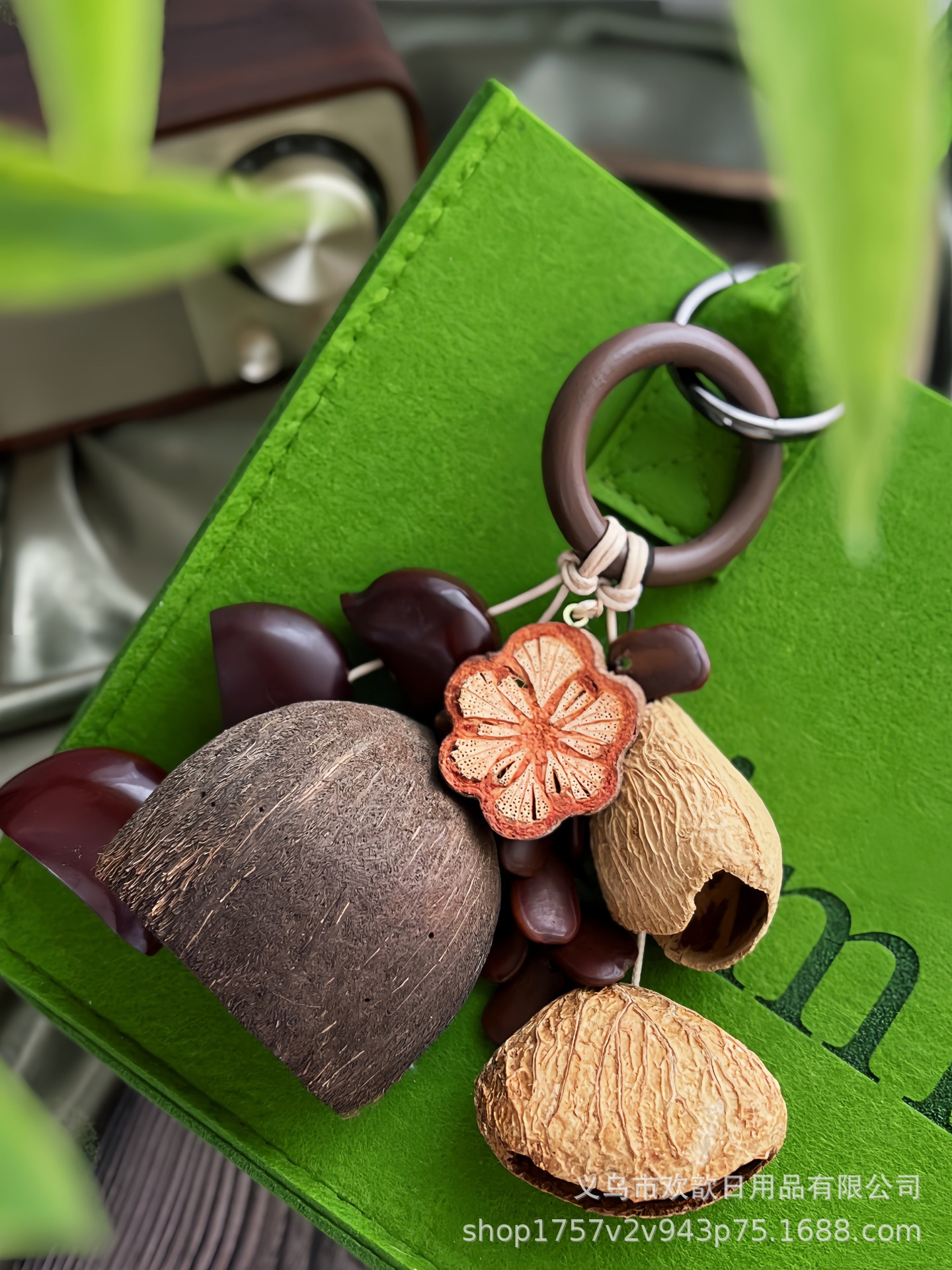 天然印尼果壳铃手摇铃手链音乐打击伴奏音疗瑜伽冥想铃野果壳风铃详情8