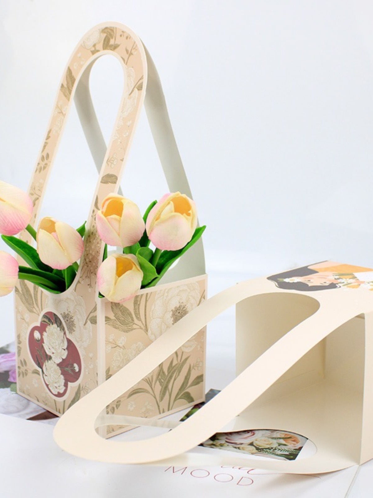 三八妇女节女神节提手康乃馨花束包装花艺纸袋勾底白卡礼品袋详情6