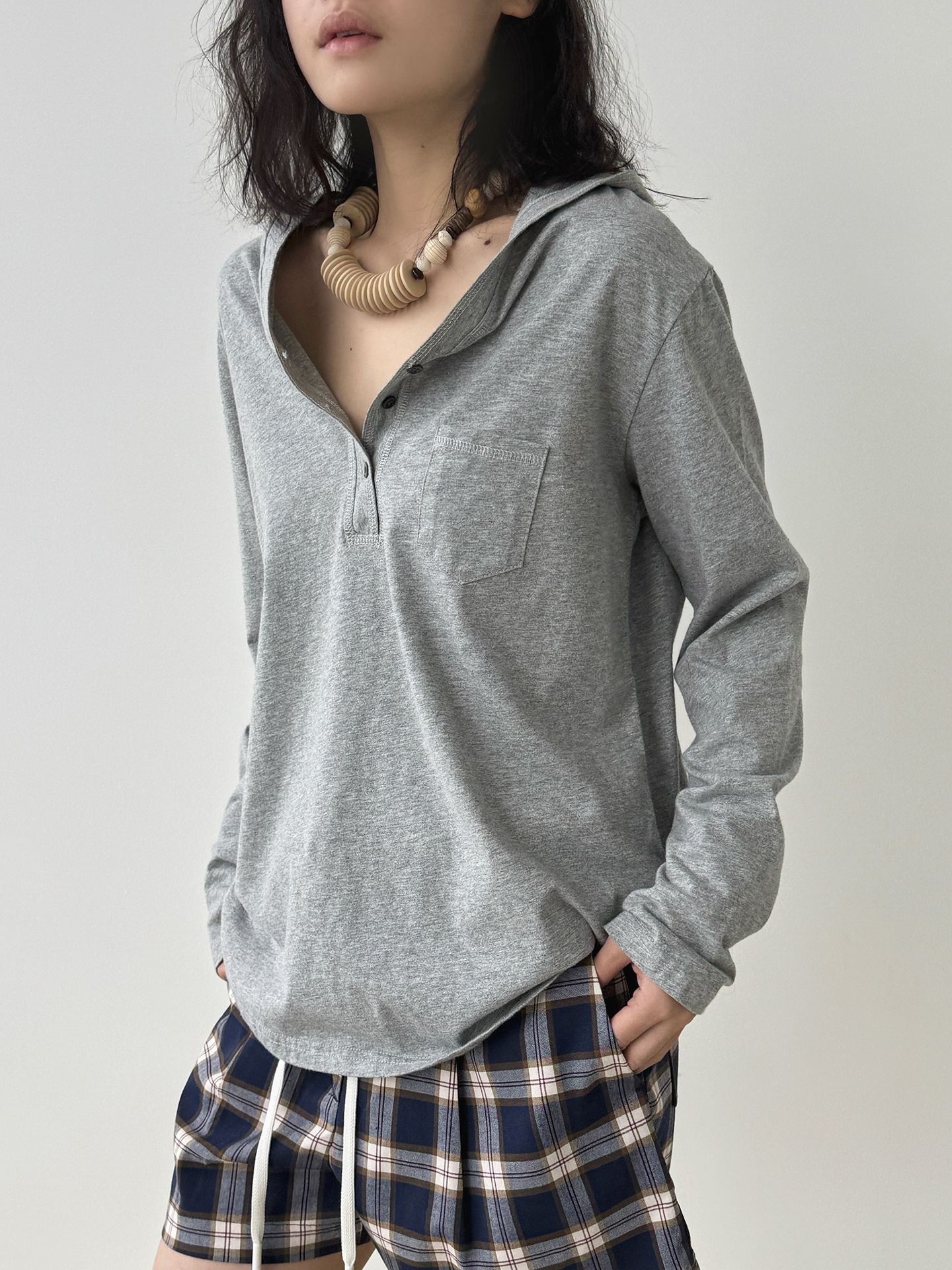 Spring and Summer new hooded Henry collar small pocket T-shirt, loose long-sleeved, laid-back top for women pic 15