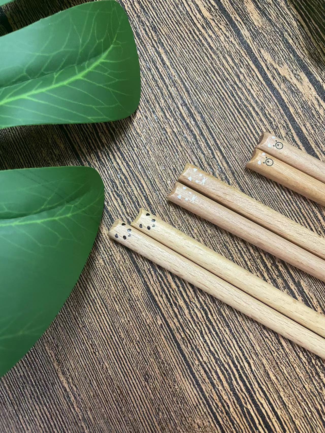 Cute beech wood cartoon craft wooden chopsticks, eco-friendly and natural wooden chopsticks, gift chopsticks pic 6