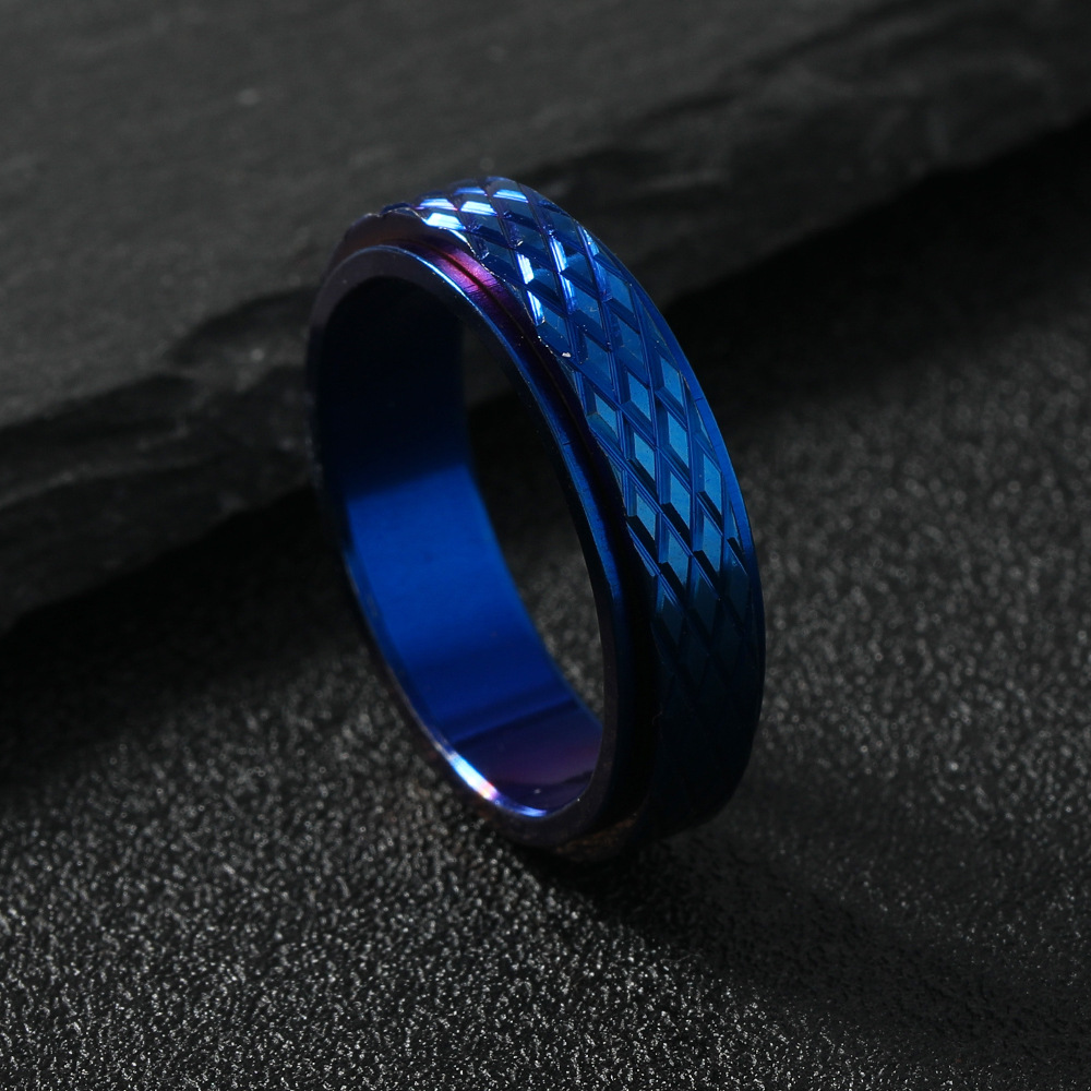 跨境个性时尚不锈钢饰品 朋克风6mm批花网纹可转动真空镀钛钢戒指详情3