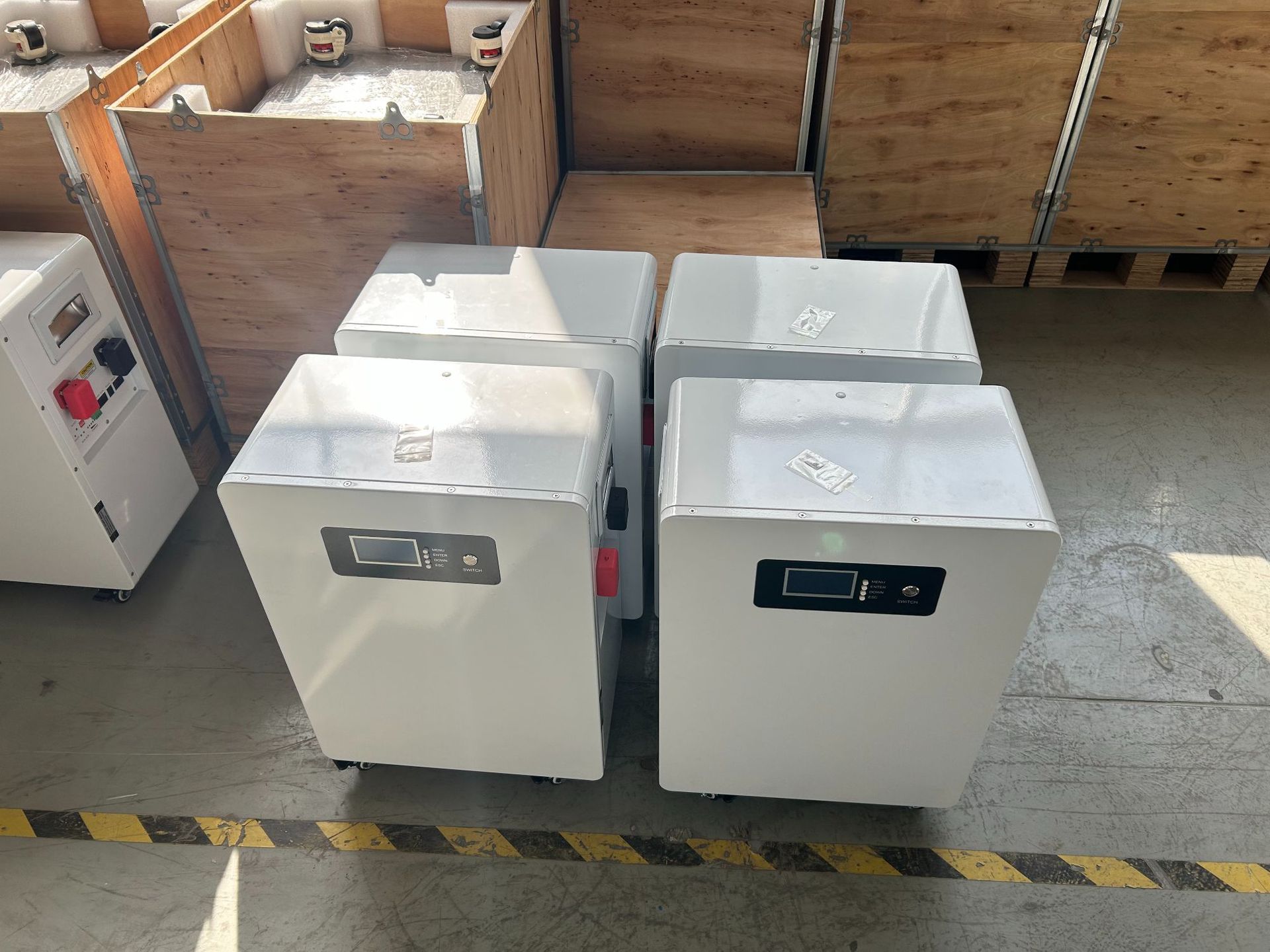Cross-border foreign trade white floor-standing photovoltaic energy storage battery 25.6V300Ah lithium iron phosphate 7.5 KWH power supply equipment pic 8